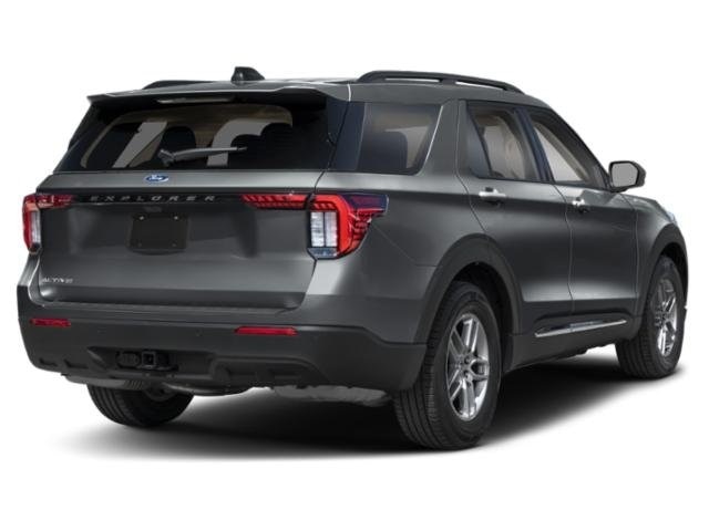 2025 Ford Explorer photo 3