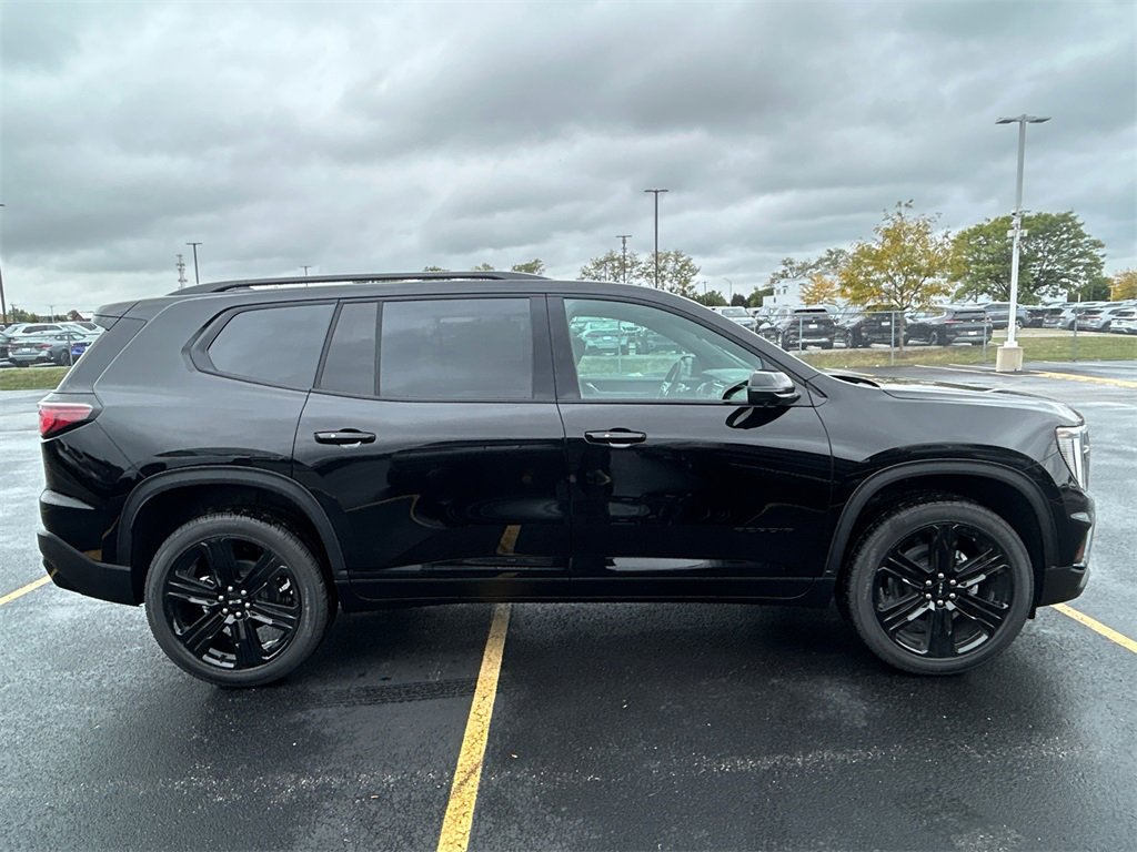 2026 GMC ACADIA - Image 8