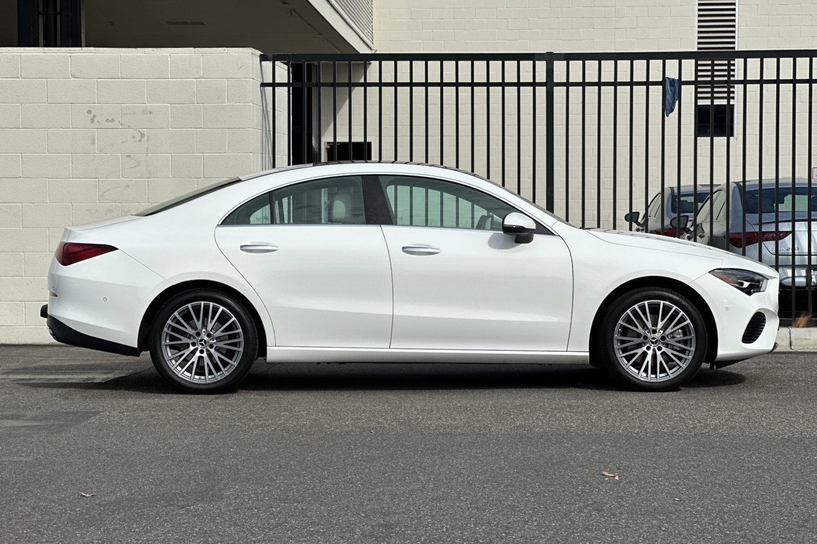 2025 Mercedes Benz CLA 250 photo 3