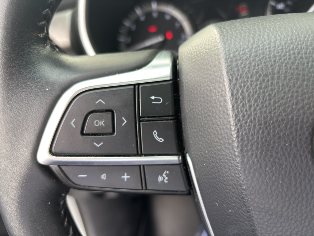 2021 Toyota Highlander XLE photo 11