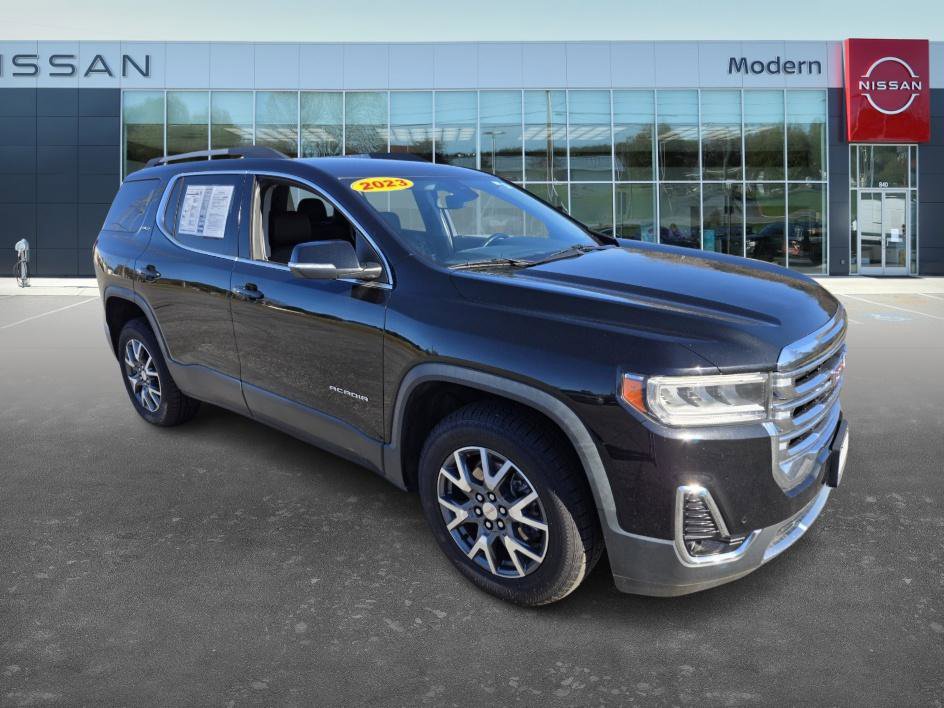 2023 Gmc Acadia SLT photo 2