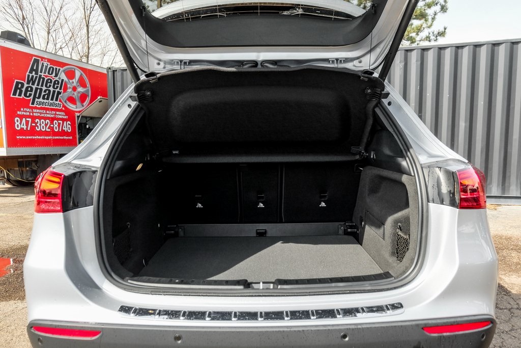 2025 Mercedes Benz GLA 250 4MATIC photo 10