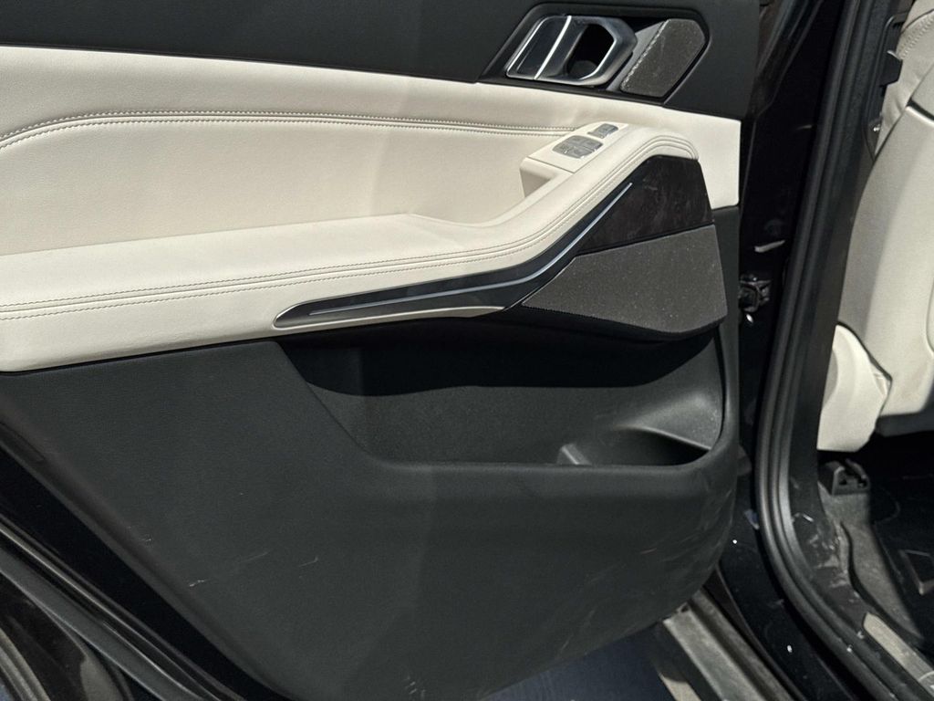 2023 Bmw X7 xDrive40i photo 10
