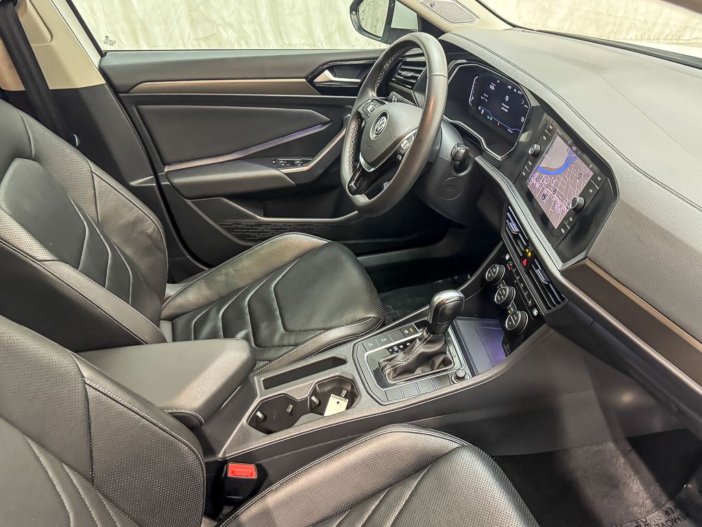 2021 VOLKSWAGEN JETTA - Image 28