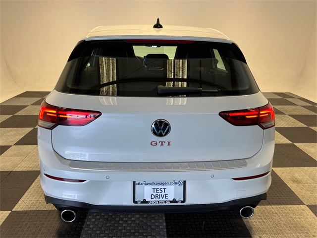 2025 Volkswagen Golf GTI SE photo 4