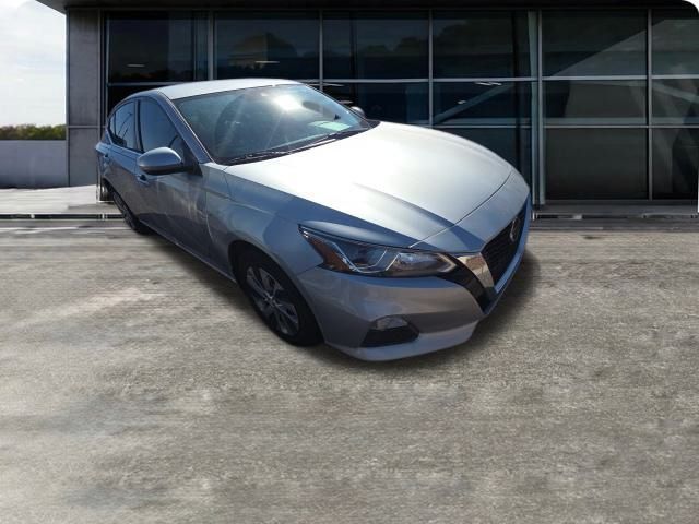 2021 Nissan Altima 2.5 S photo 3