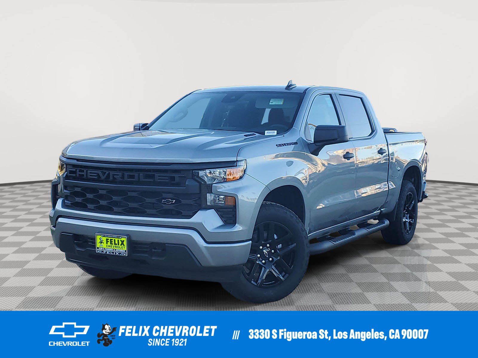 2026 Chevrolet Silverado Base's photo