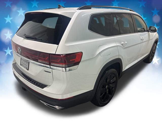 2026 Volkswagen Atlas SE Technology photo 2