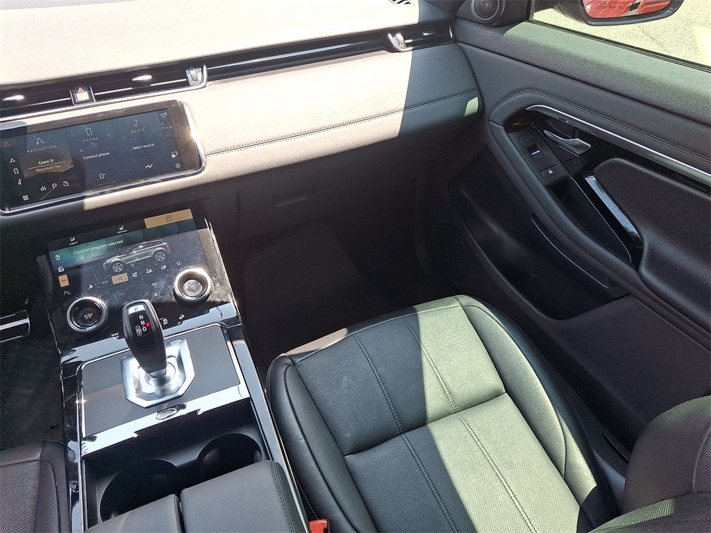 2022 Land Rover Range Rover Evoque R-Dynamic SE photo 16