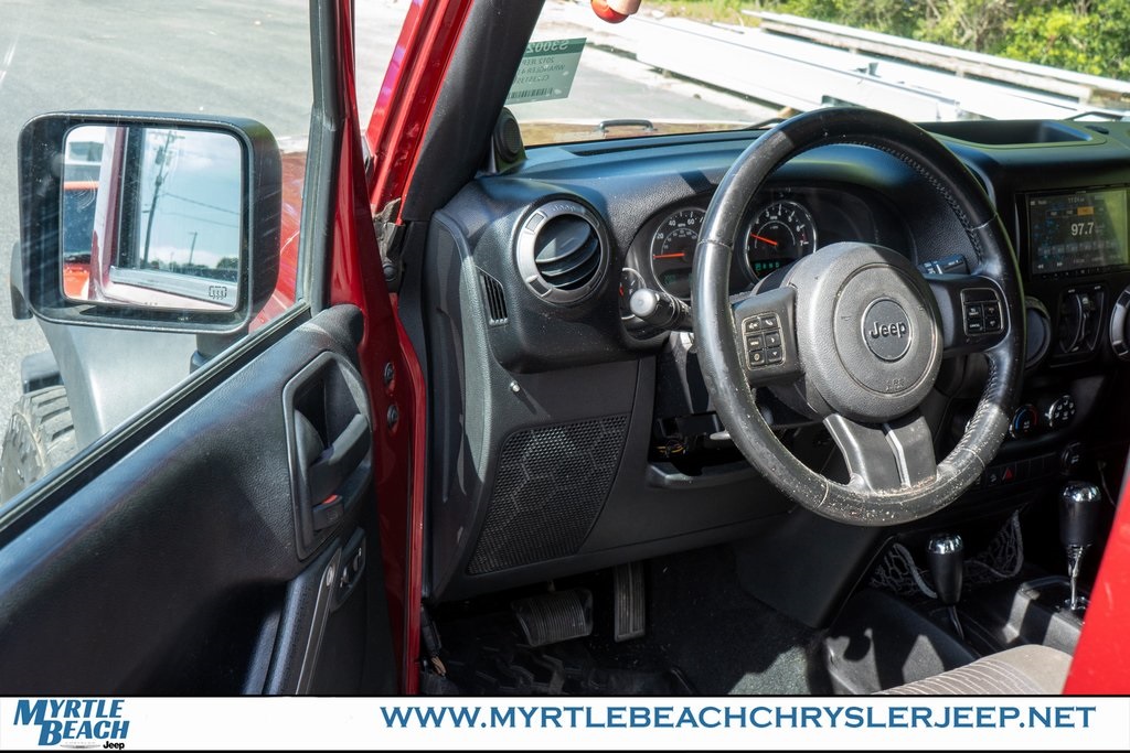 2012 Jeep Wrangler Unlimited Sport photo 16