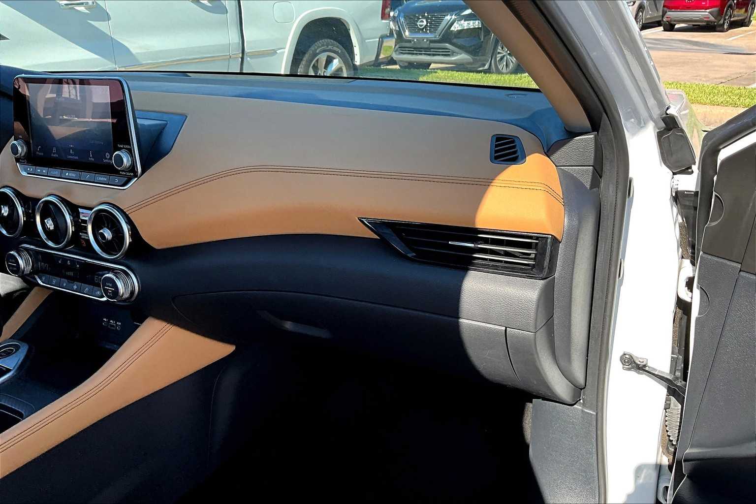 2022 Nissan Sentra SV photo 16