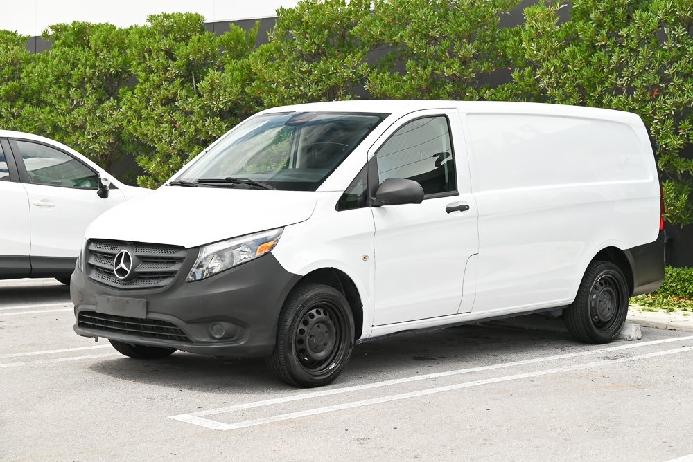 2017 Mercedes-Benz Metris Cargo Van Base's photo