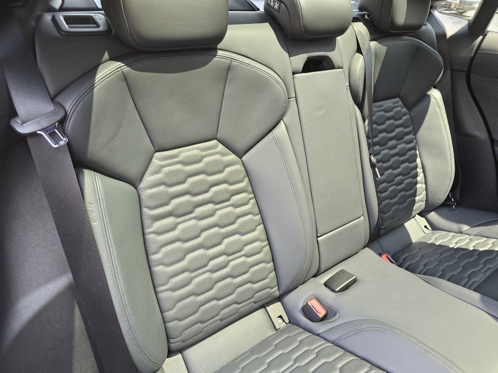 2023 Audi e-tron GT Premium Plus photo 30