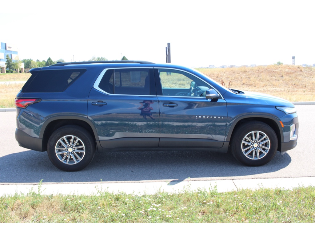2023 Chevrolet Traverse Cloth photo 6