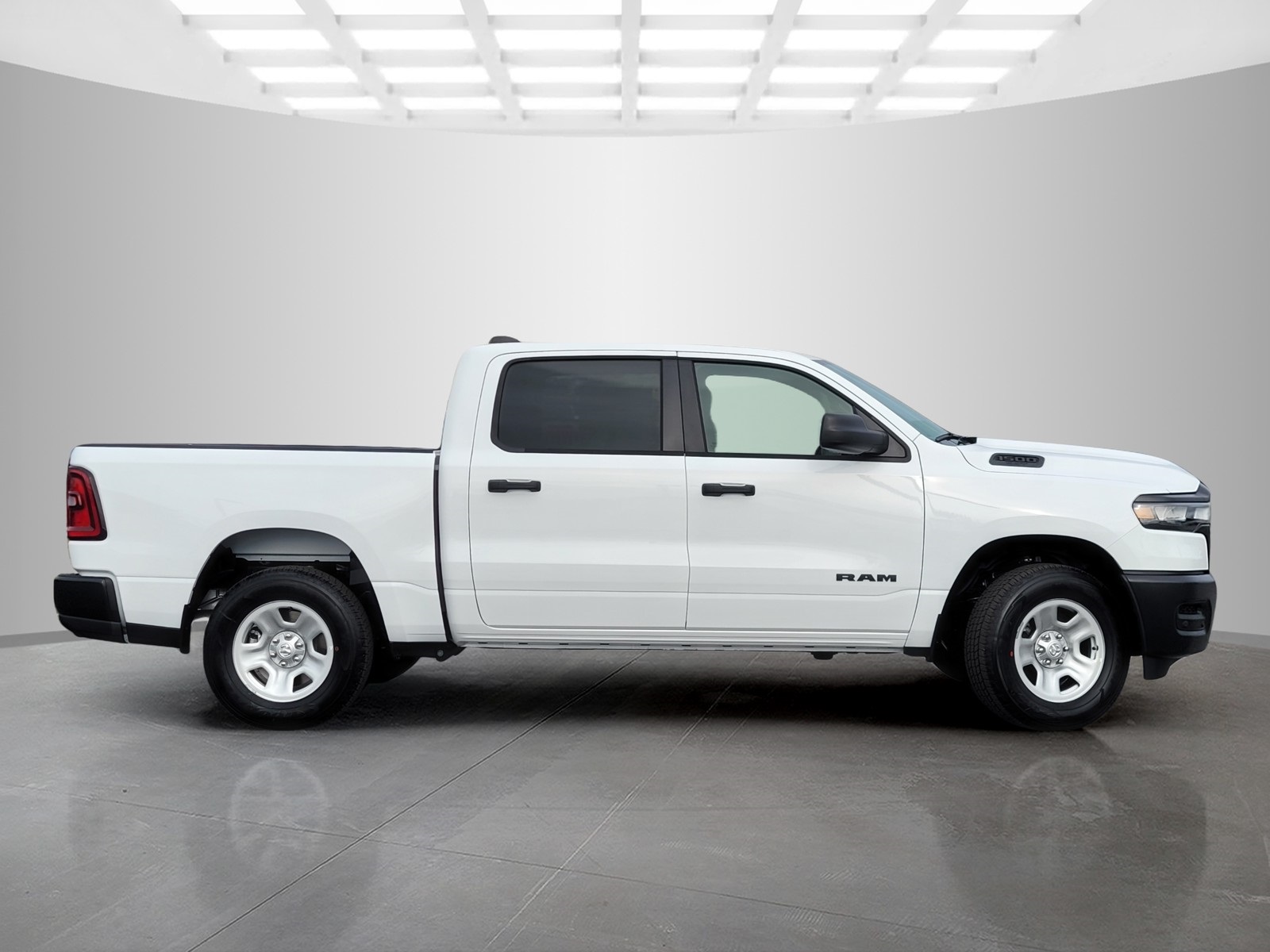 2025 Ram 1500 Tradesman photo 4