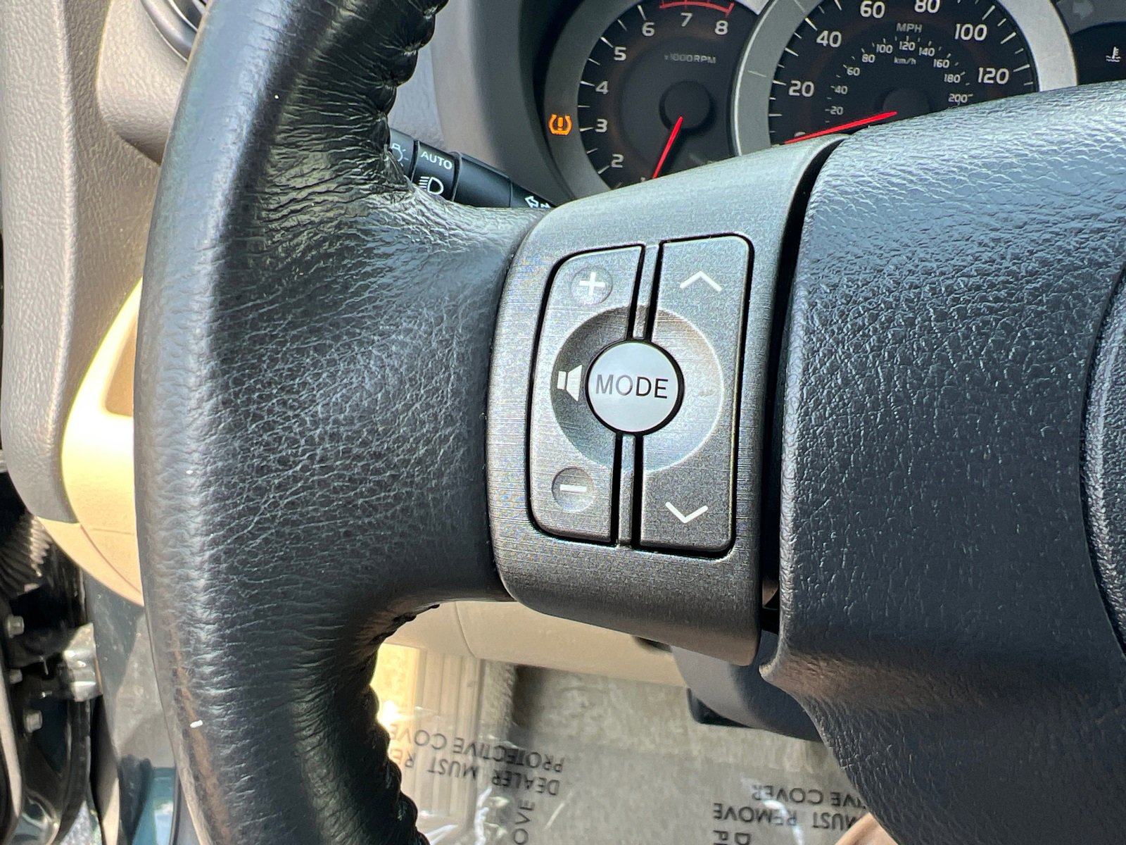 2012 Toyota RAV4 Limited photo 23