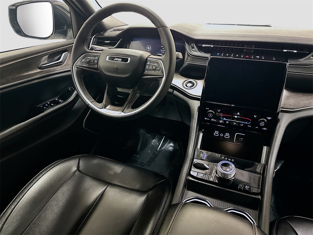 2024 Jeep Cherokee Limited 4xe photo 7