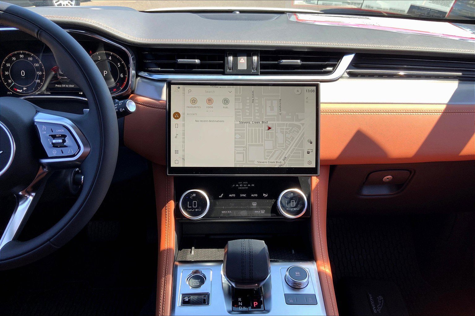 2026 Jaguar F-PACE P400 R-Dynamic S photo 6