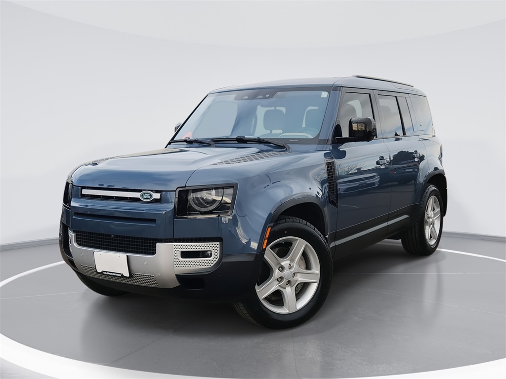 2020 Land Rover Defender SE's photo