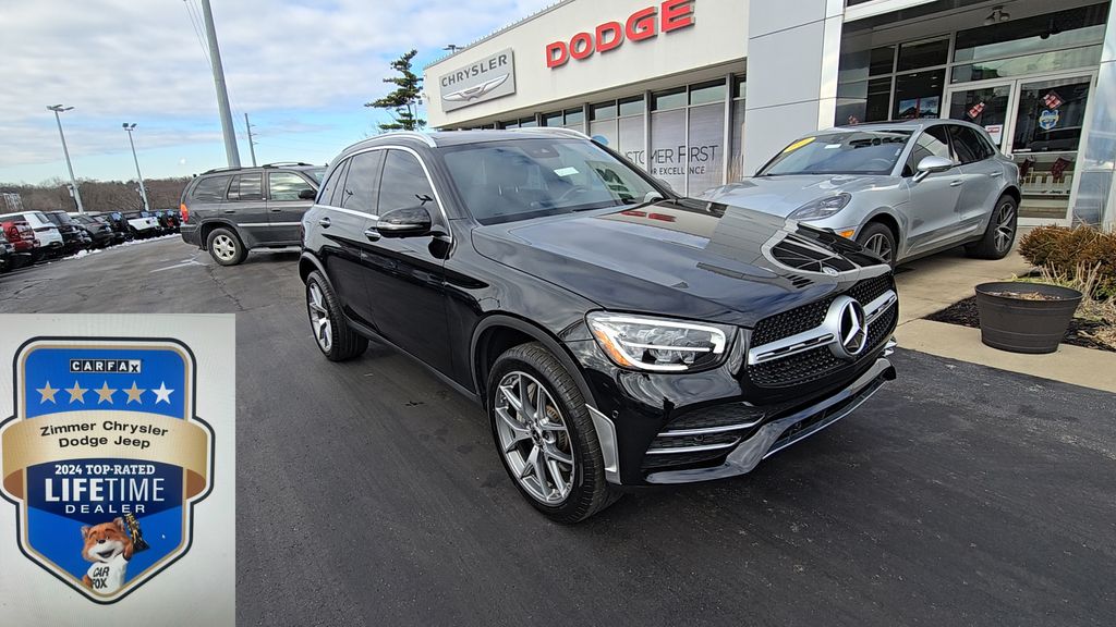 2022 Mercedes-Benz GLC GLC300's photo