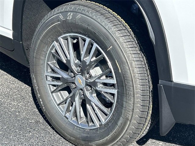 2026 Chevrolet Traverse photo 12