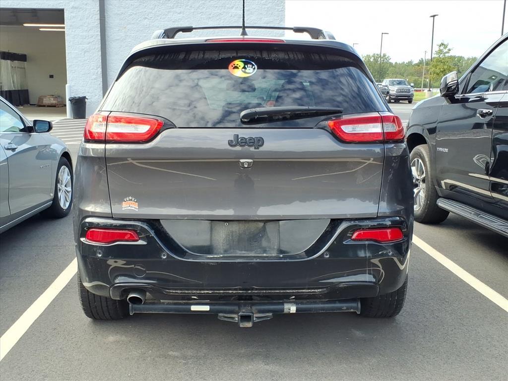 2018 Jeep Cherokee Latitude photo 9