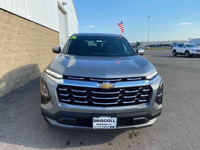 2026 Chevrolet Equinox LT photo 2
