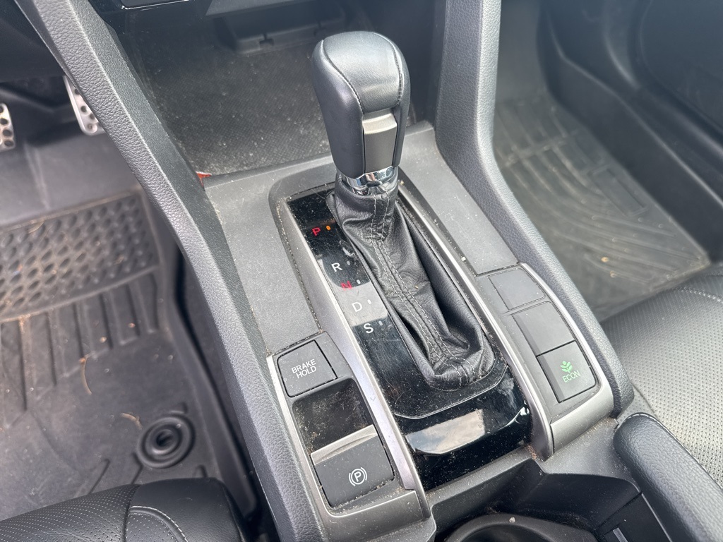 2018 Honda Civic Sport Touring photo 14