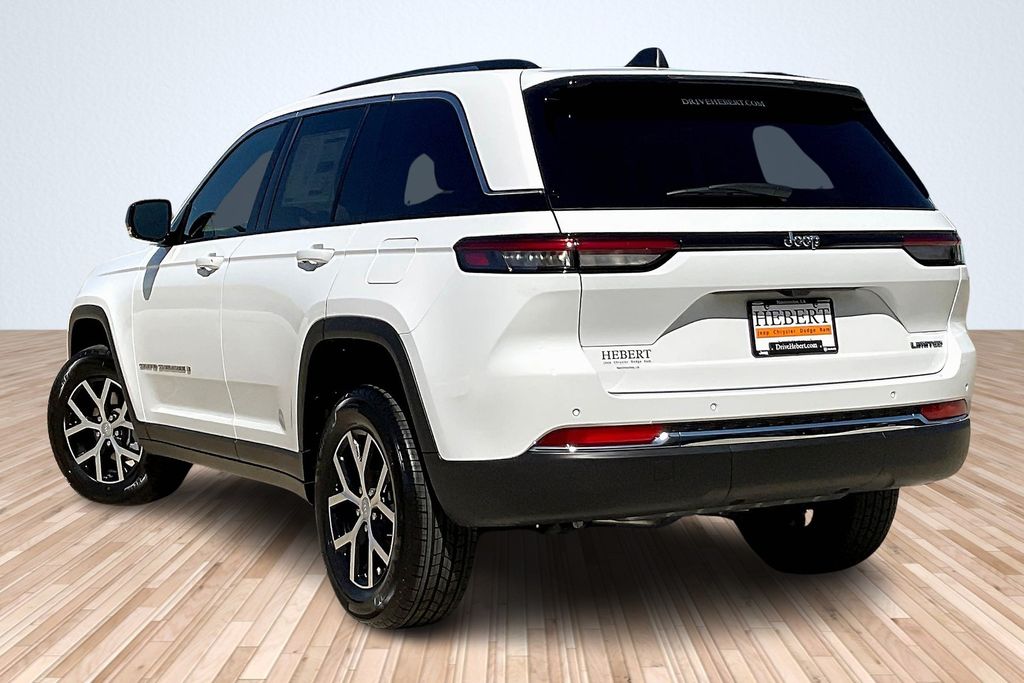 2025 Jeep Grand Cherokee Limited photo 3