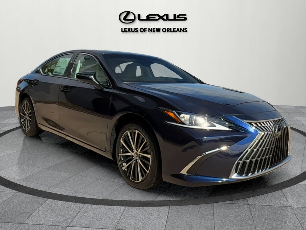 2025 Lexus ES 350's photo