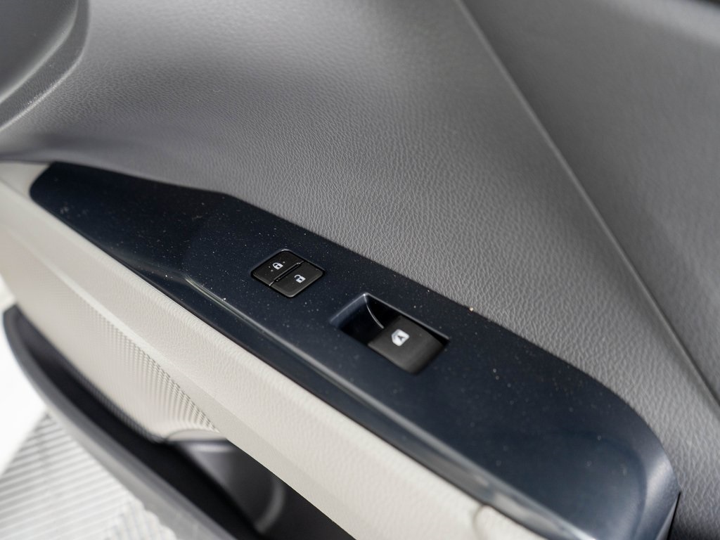 2018 Toyota Camry XLE XSE photo 9