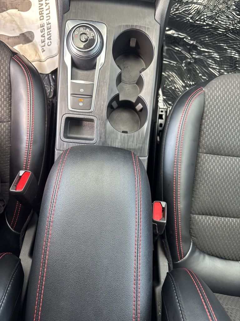2023 Ford Escape ST-Line photo 17
