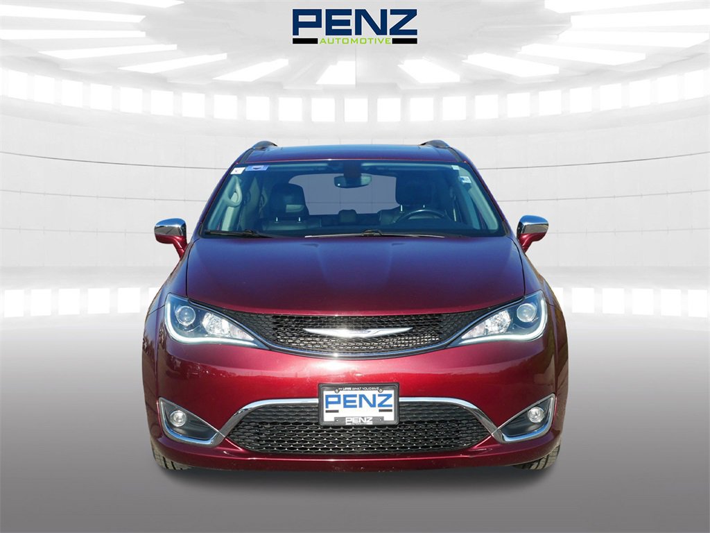 Used 2020 Chrysler Pacifica Limited with VIN 2C4RC1GG7LR135459 for sale in Rochester, Minnesota