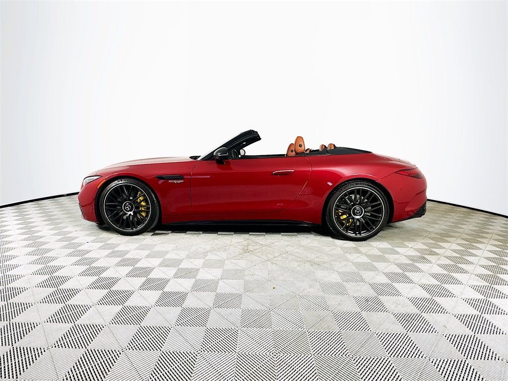 2022 Mercedes Benz SL 63 AMG photo 4