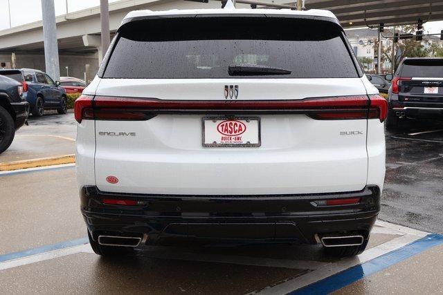 2025 Buick Enclave Sport Touring photo 4