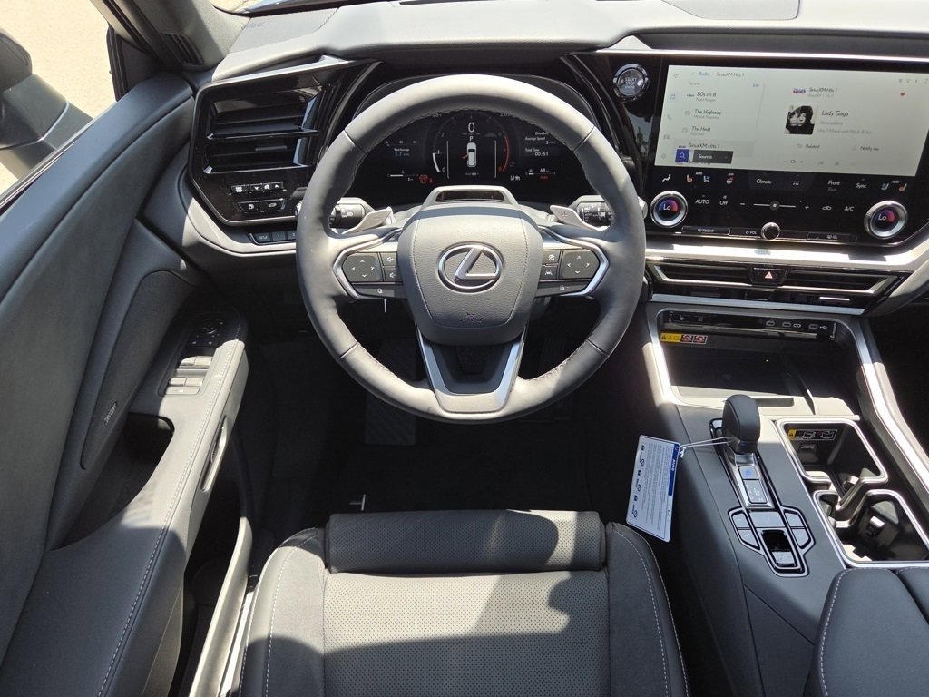 2025 Lexus TX 350 Luxury photo 3