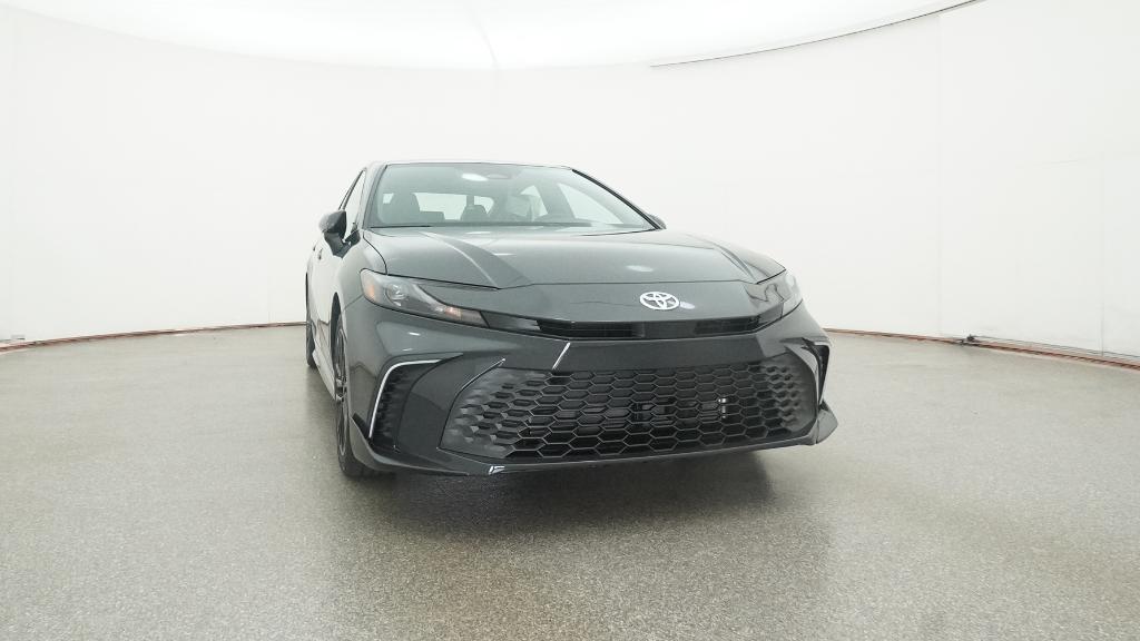 2025 Toyota Camry SE photo 14
