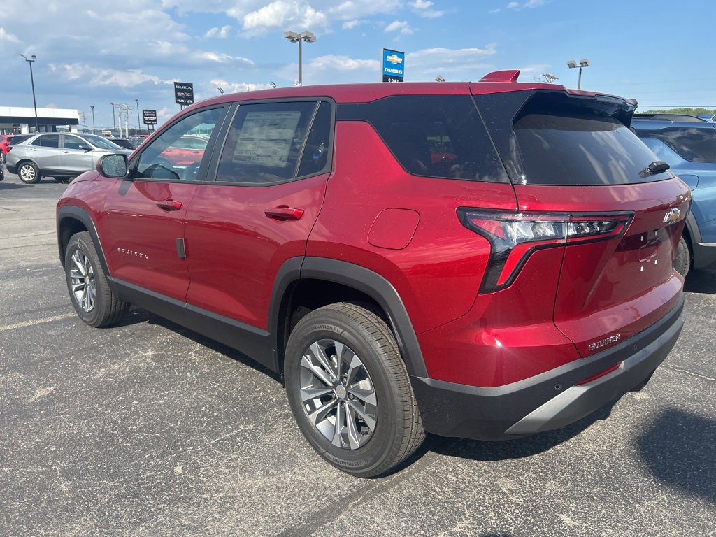 2026 Chevrolet Equinox LT photo 4