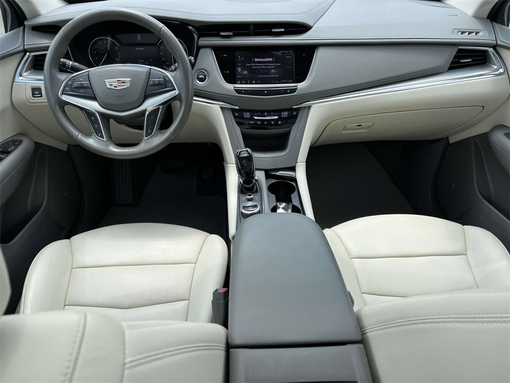 2020 Cadillac XT5 Premium Luxury photo 3