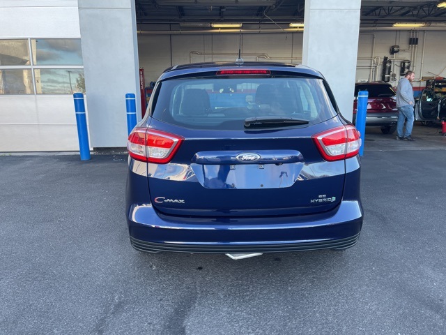 2017 Ford C-Max Hybrid SE photo 6