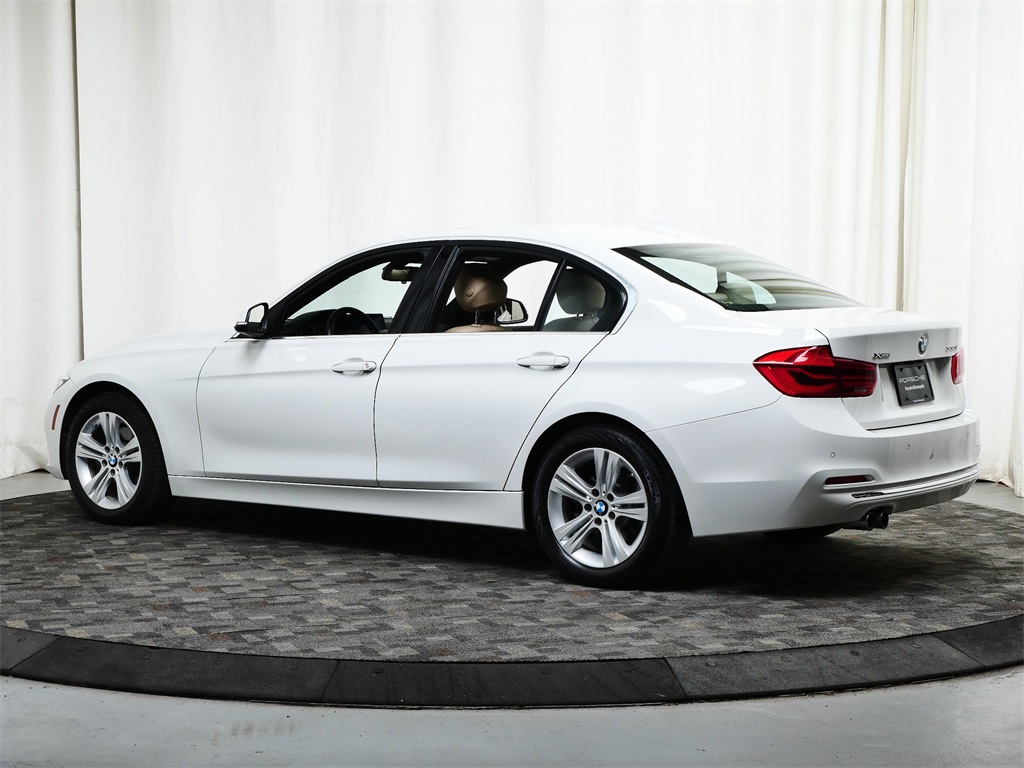 2017 Bmw 330i xDrive photo 3
