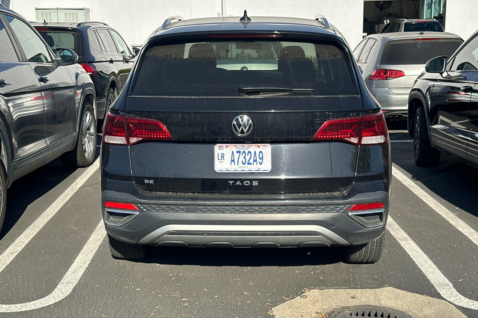 2024 Volkswagen Taos SE photo 4