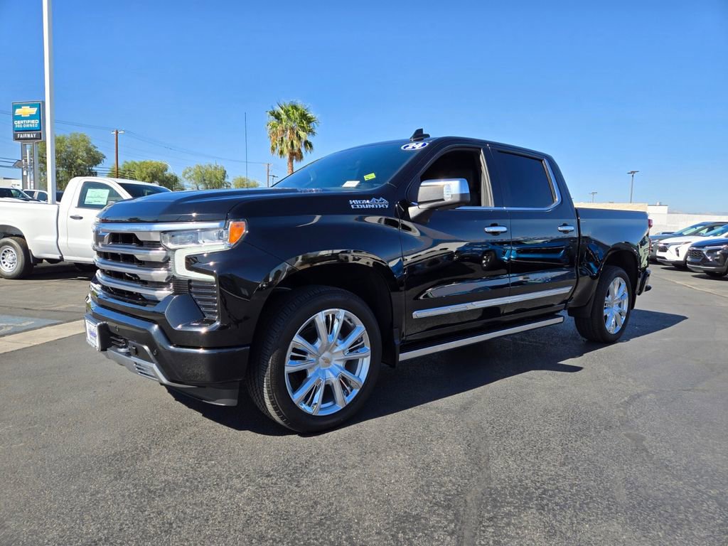 2024 Chevrolet Silverado 1500 High Country photo 2