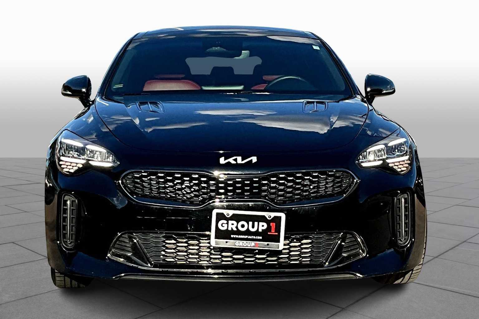2022 Kia Stinger GT1 photo 3
