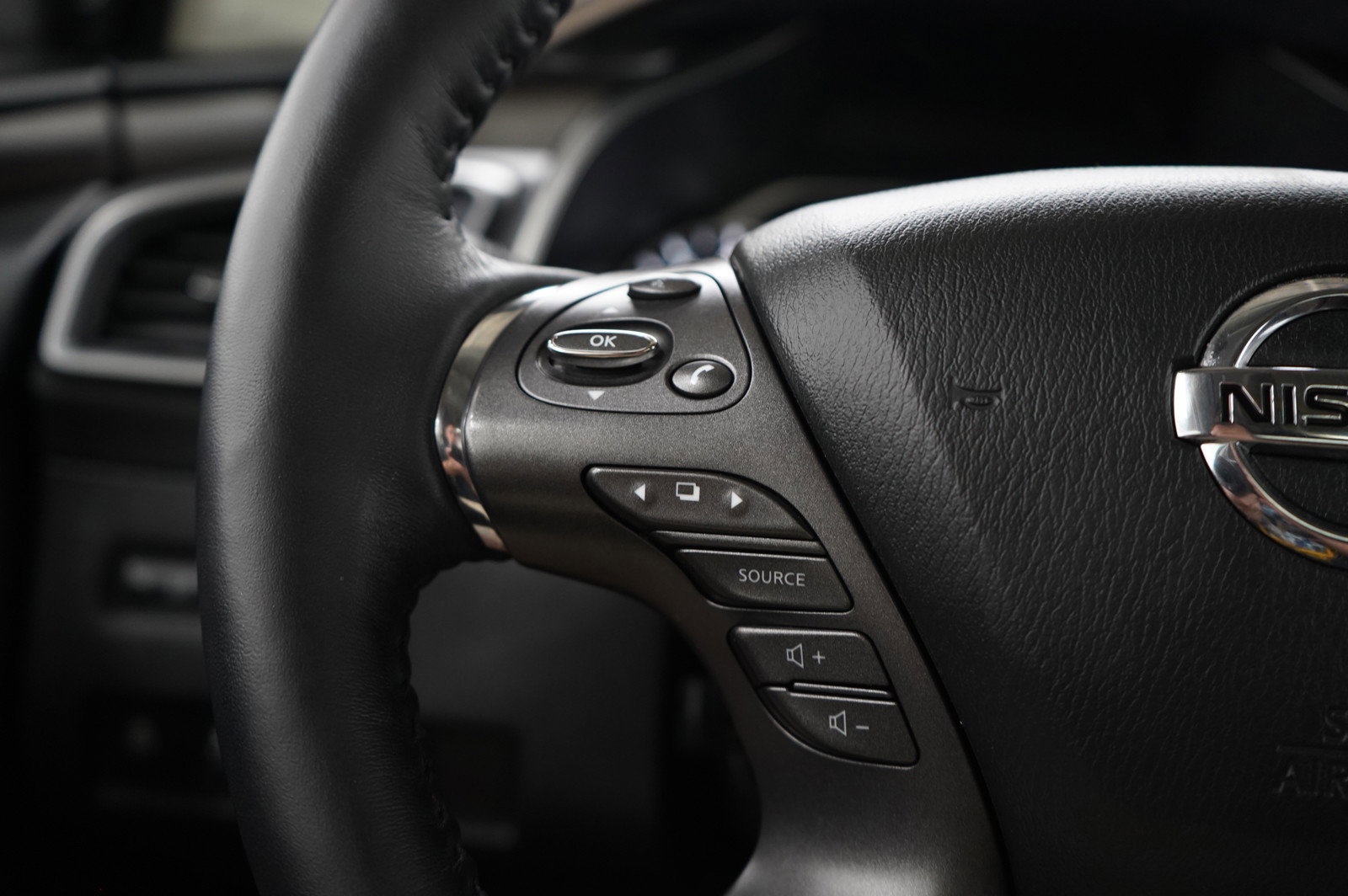 2021 Nissan Murano Platinum photo 23