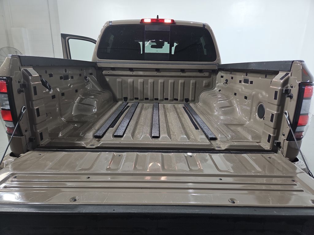 2023 Nissan Frontier PRO-4X photo 18
