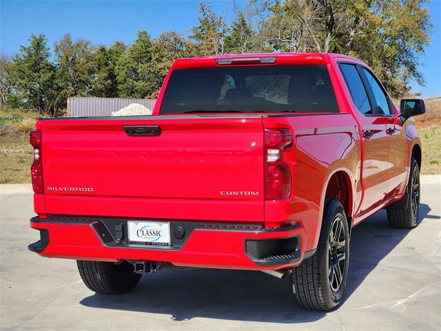2026 Chevrolet Silverado 1500 Custom photo 4