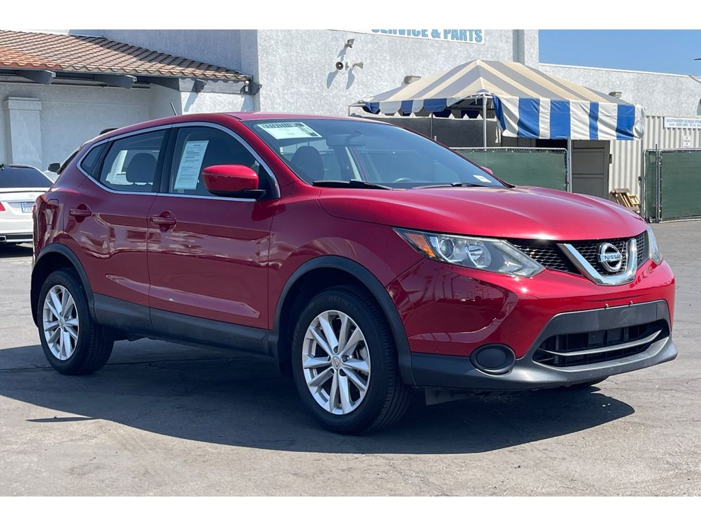 2017 Nissan Rogue Sport S photo 7