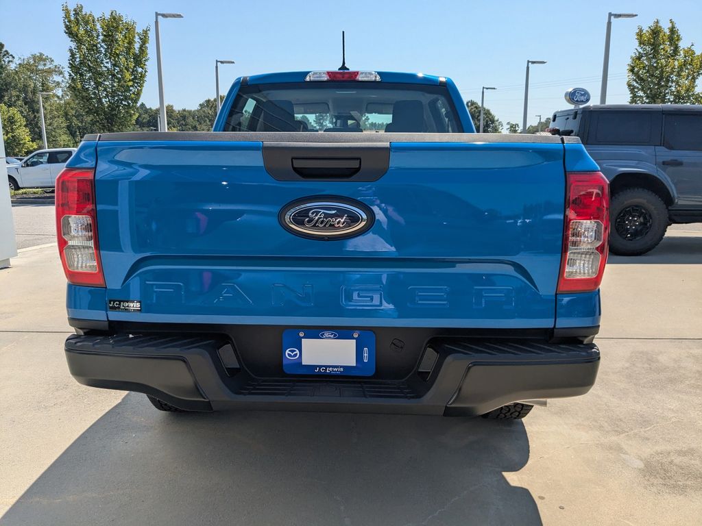 2025 Ford Ranger XL photo 4