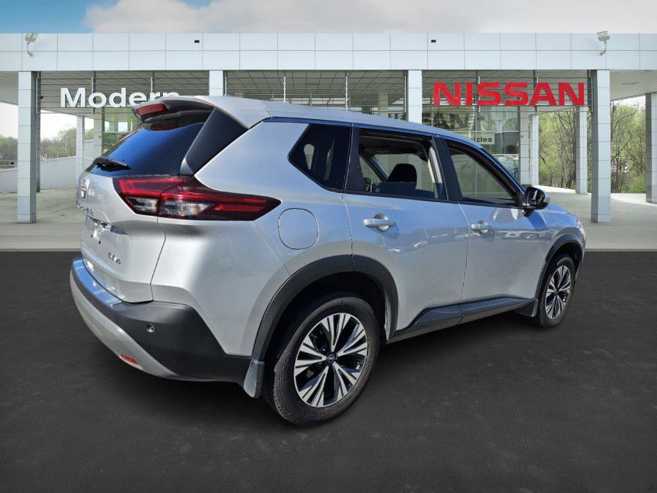 2023 Nissan Rogue SV photo 2